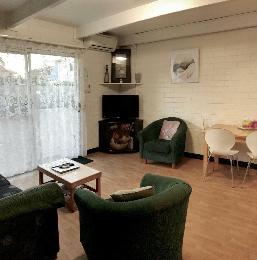 Kon Tiki Apartments Batemans Bay Kültér fotó